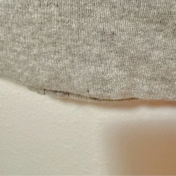 J Crew Men’s 100% Cashmere Full Zip Hoodie Sweater in Heather Gray (size S) - Picture 5 of 7